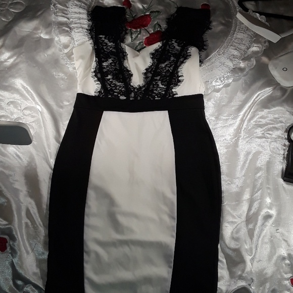 SHEIN Dresses & Skirts - SheIn  Classuc Black and White Dress
